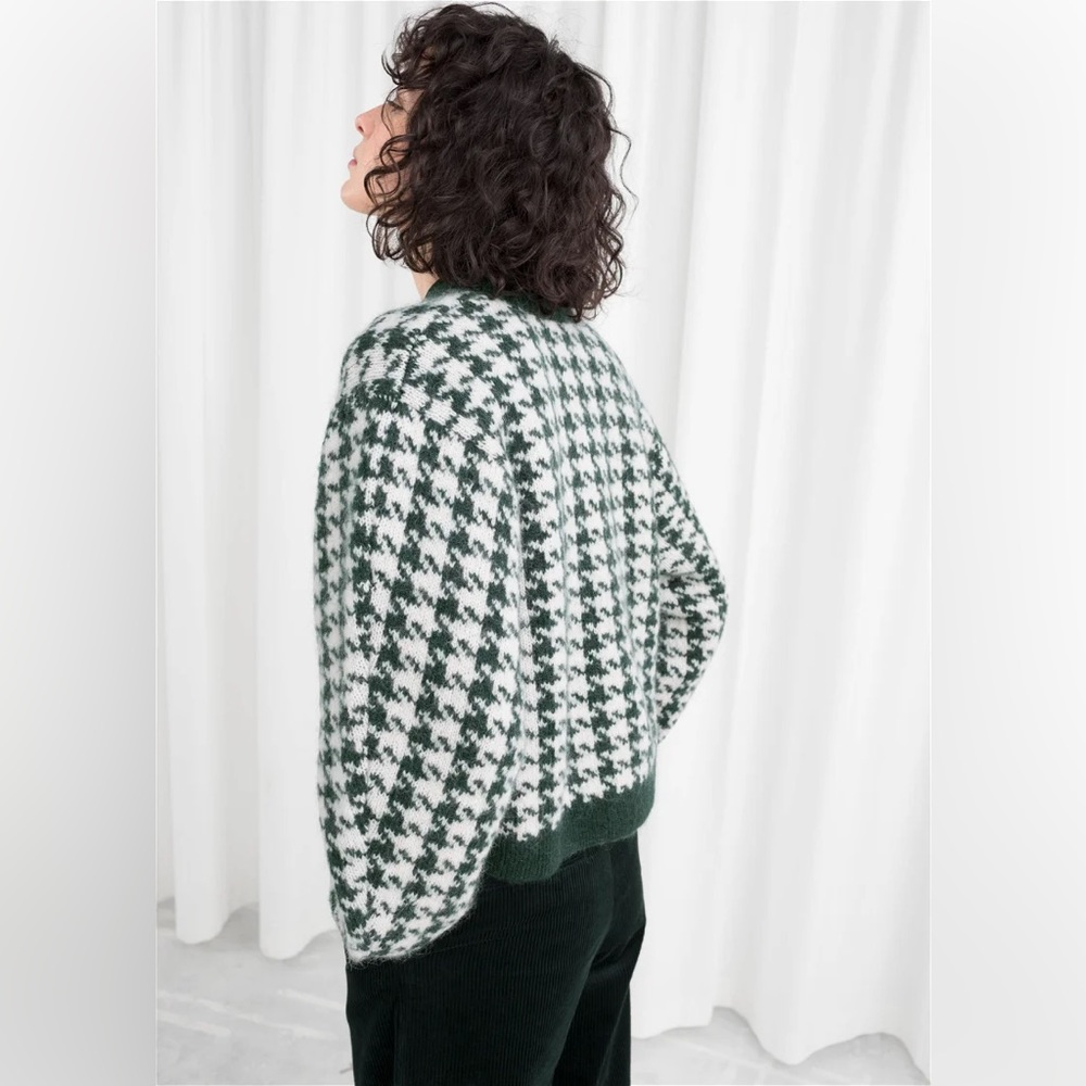 & other stories green and white houndstooth cropped fuzzy warm sweater Xs small - Picture 3 of 11